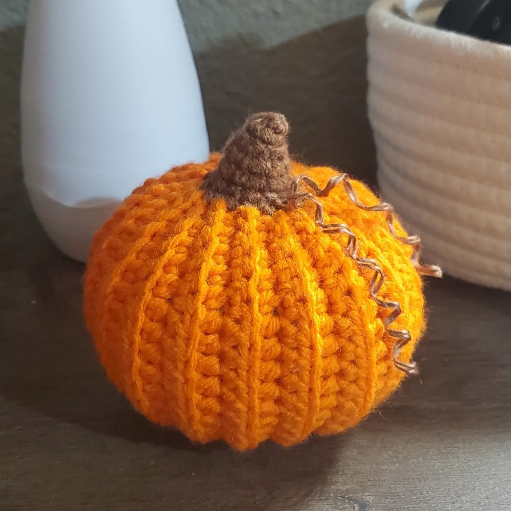 Crochet pumpkin - Picture 2 of 2